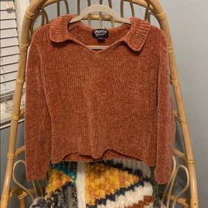 70s pink collared sweater